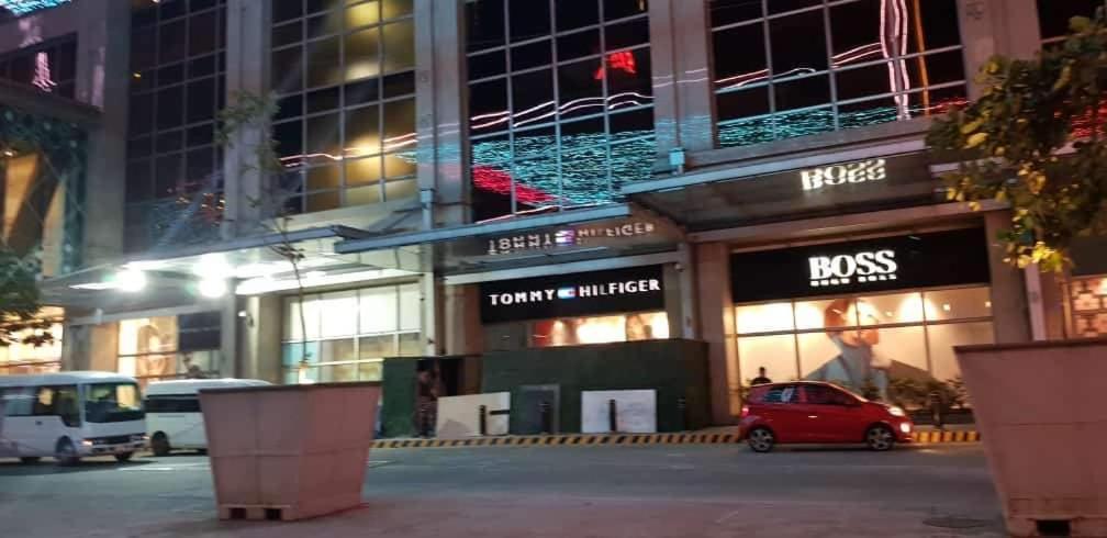 Cozyvilla At 81 Newport Blvd Walk To Naia T3 Marriott & Resorts World Casino & Newport Mall For 5 Pax Free Parking!!!! Pasay Exterior foto
